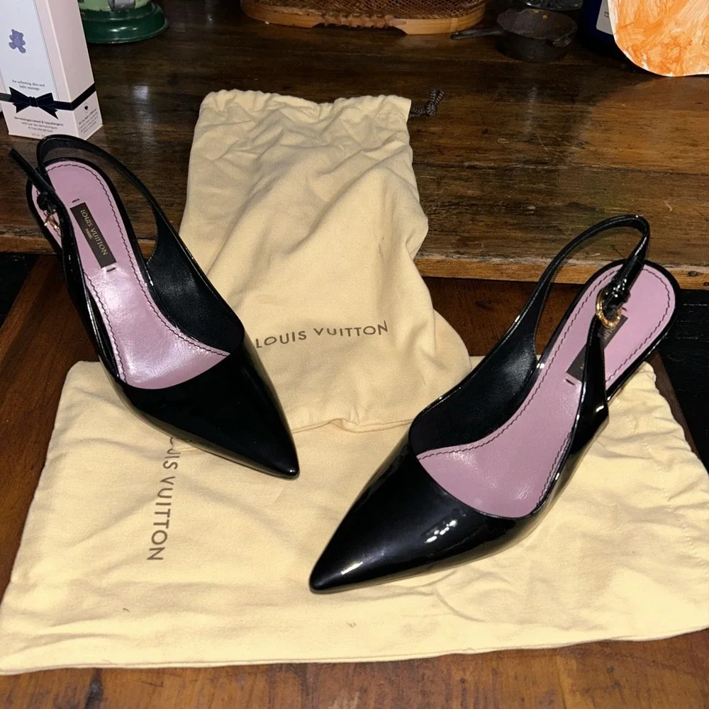 Louis Vuitton Patent Leather Slingback Pumps Women's Size: 38/8 With Dust‎ Bags